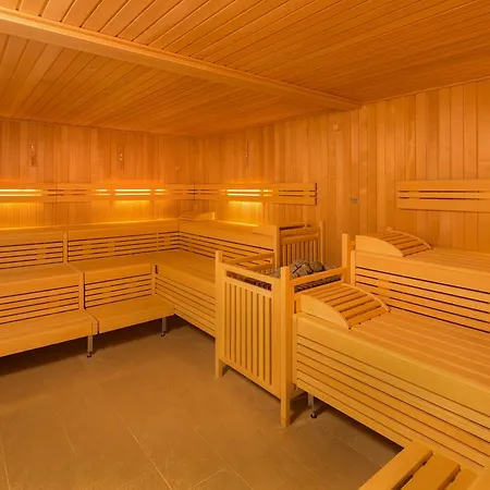 Viktoria Ferienhaus: Family Wellness Retreat With 4-star Amenities Holiday home 4*